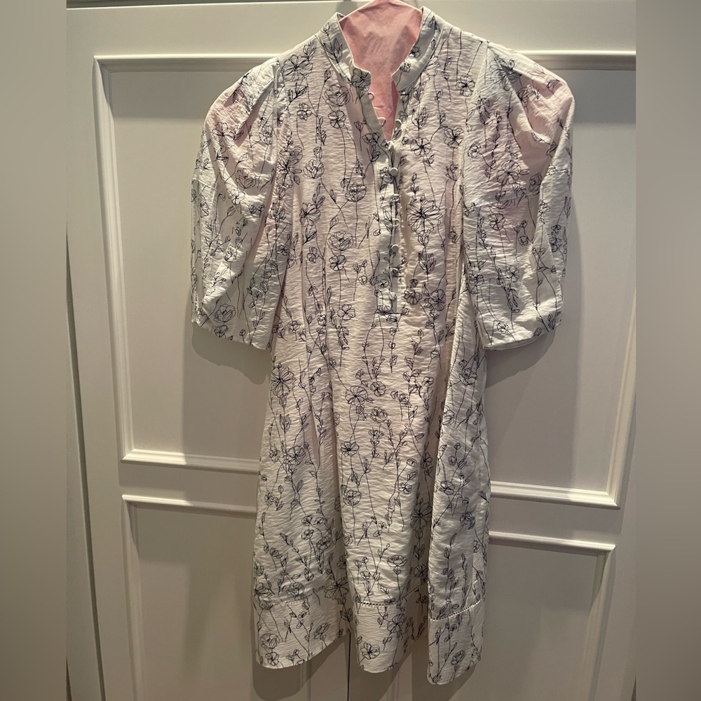 Club Monaco size 2 white and blue Floral Button-Up Dress